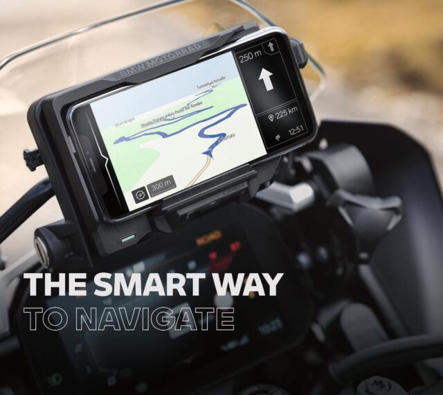 Enjoy the ride and focus on nothing else. The BMW Motorrad ConnectedRide Cradle safely and securely brings your smartphone into the cockpit of your BMW motorcycle.  The cradle serves not only as an easy-access, lockable holder for your smartphone, it also integrates with the map navigation and other features of the BMW Motorrad ConnectedRide app including vehicle data like lean angle, acceleration, deceleration and much more – without taking your hands off the handlebar. 📲
#MakeLifeARide #BMWMotorradUSA #NorCalBMWMotorrad